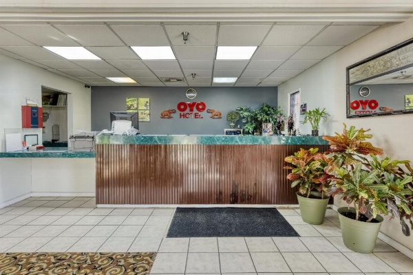 OYO Hotel Grenada West image 26
